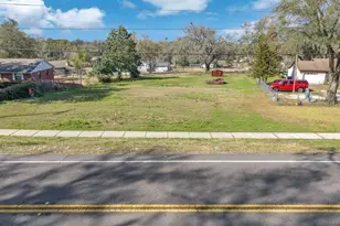 13520 E 92 Hwy, Dover, FL 33527 - Photo 1