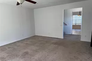 2423 Middleton Grove Dr, Brandon, FL 33511 - Photo 7