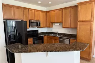 2423 Middleton Grove Dr, Brandon, FL 33511 - Photo 3