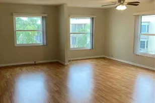 5725 80th St N, Saint Petersburg, FL 33709 - Photo 11