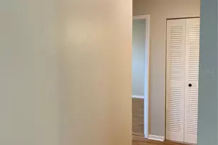 5725 80th St N, Saint Petersburg, FL 33709 - Photo 17