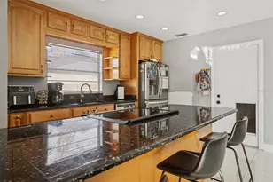 1614 Berkshire Dr, Brandon, FL 33511 - Photo 11