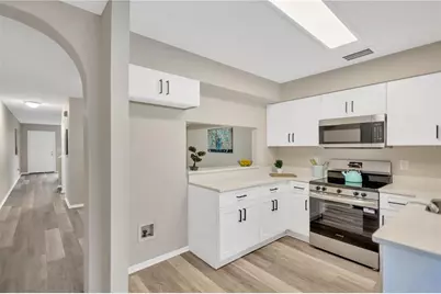 327 Kensington Lake Circle, Brandon, FL 33511 - Photo 3