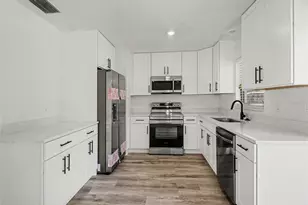 1207 22nd Ave W, Palmetto, FL 34221 - Photo 9