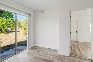 1207 22nd Ave W, Palmetto, FL 34221 - Photo 7