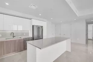 400 Central Ave, Saint Petersburg, FL 33701 - Photo 7