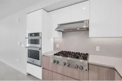 400 Central Avenue #2205, Saint Petersburg, FL 33701 - Photo 9