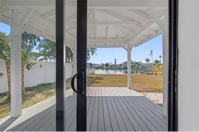 475 115th Avenue, Treasure Island, FL 33706 - Photo 17