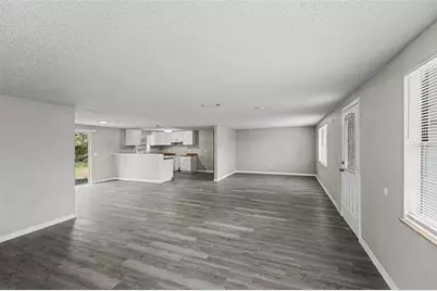 6924 E 21st Avenue, Tampa, FL 33619 - Photo 7