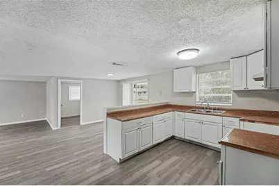 6924 E 21st Avenue, Tampa, FL 33619 - Photo 11