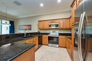 1430 Manatee Cir, Tarpon Springs, FL 34689 - Photo 19