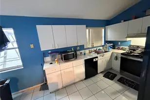 19040 NW 54th Ave, Miami Gardens, FL 33055 - Photo 11