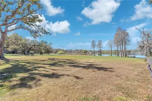 2004 Capri Rd, Valrico, FL 33594 - Photo 43