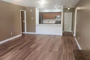 13608 S Village Dr, Tampa, FL 33618 - Photo 3