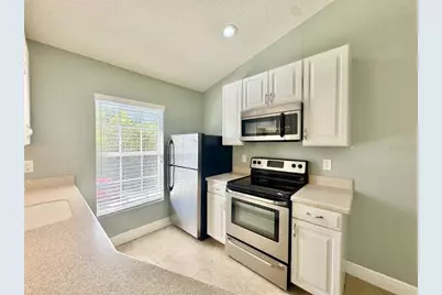 14541 Cotswolds Drive #B, Tampa, FL 33626 - Photo 7