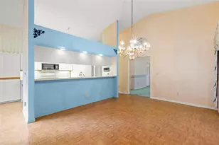 5245 Venice Way NE, Saint Petersburg, FL 33703 - Photo 7