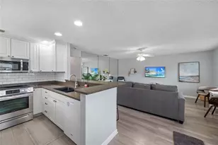 11837 Boynton Ln, New Port Richey, FL 34654 - Photo 9