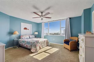 700 Beach Dr NE, Saint Petersburg, FL 33701 - Photo 15