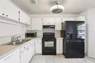 28 Brigton Ct, Safety Harbor, FL 34695 - Photo 9