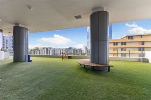 275 1st Ave S, Saint Petersburg, FL 33701 - Photo 41