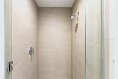 275 1st Avenue S #2108, Saint Petersburg, FL 33701 - Photo 17