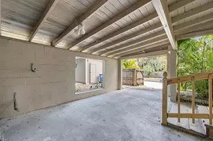 2670 Bayside Dr S, Saint Petersburg, FL 33705 - Photo 45