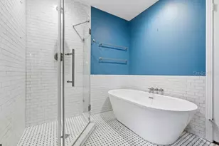 2670 Bayside Dr S, Saint Petersburg, FL 33705 - Photo 33