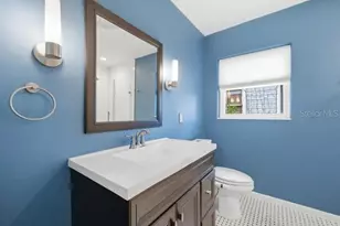 2670 Bayside Dr S, Saint Petersburg, FL 33705 - Photo 31