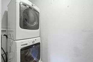 2670 Bayside Dr S, Saint Petersburg, FL 33705 - Photo 29