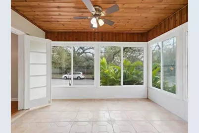 2670 Bayside Drive S, Saint Petersburg, FL 33705 - Photo 9