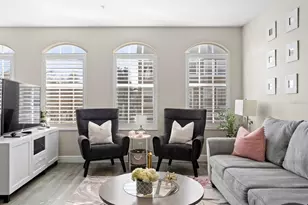 2917 Bayshore Pointe Dr, Tampa, FL 33611 - Photo 9