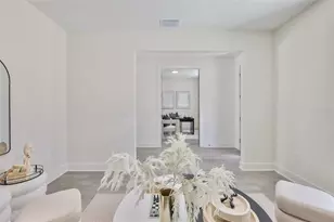 3315 W Rogers Ave, Tampa, FL 33611 - Photo 11