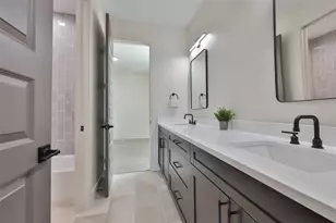 3315 W Rogers Ave, Tampa, FL 33611 - Photo 63