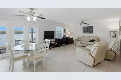 3783 Pompano #B, Saint Petersburg, FL 33705 - Photo 3