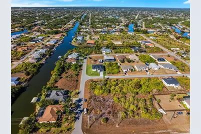 10065 Memphis Street, Port Charlotte, FL 33981 - Photo 15