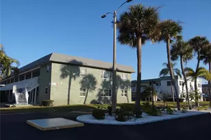 5357 81st St N, Saint Petersburg, FL 33709 - Photo 1