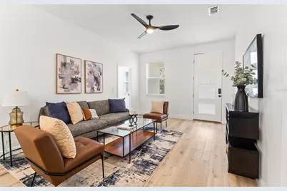 820 E 145th Avenue, Tampa, FL 33613 - Photo 11