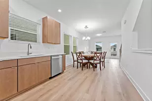 1922 W Fig St, Tampa, FL 33609 - Photo 3