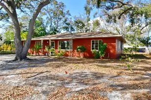 5435 5th Ave S, Saint Petersburg, FL 33707 - Photo 3