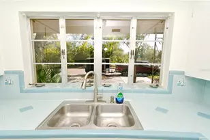 5435 5th Ave S, Saint Petersburg, FL 33707 - Photo 23