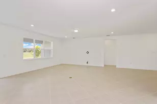 9738 Autumn Rdg Ave, Riverview, FL 33578 - Photo 9