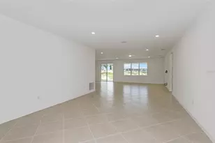 9738 Autumn Rdg Ave, Riverview, FL 33578 - Photo 11