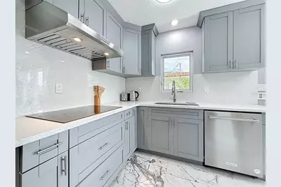 14186 W Parsley Drive, Madeira Beach, FL 33708 - Photo 9