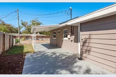 1021 15th Avenue NW, Largo, FL 33770 - Photo 25