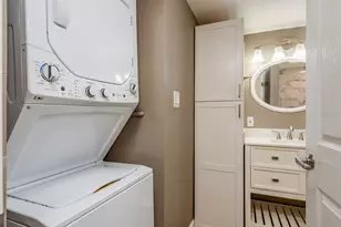 1021 15th Ave NW, Largo, FL 33770 - Photo 13