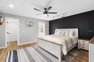 824 Seabreeze Dr, Ruskin, FL 33570 - Photo 21