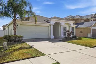 30428 Randall Manor St, Wesley Chapel, FL 33545 - Photo 5