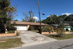 2010 E Chelsea St, Tampa, FL 33610 - Photo 23