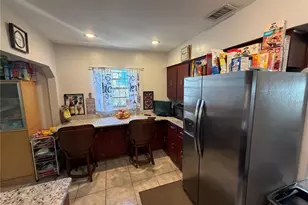 2010 E Chelsea St, Tampa, FL 33610 - Photo 7