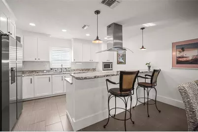 7833 1st Avenue S, Saint Petersburg, FL 33707 - Photo 9